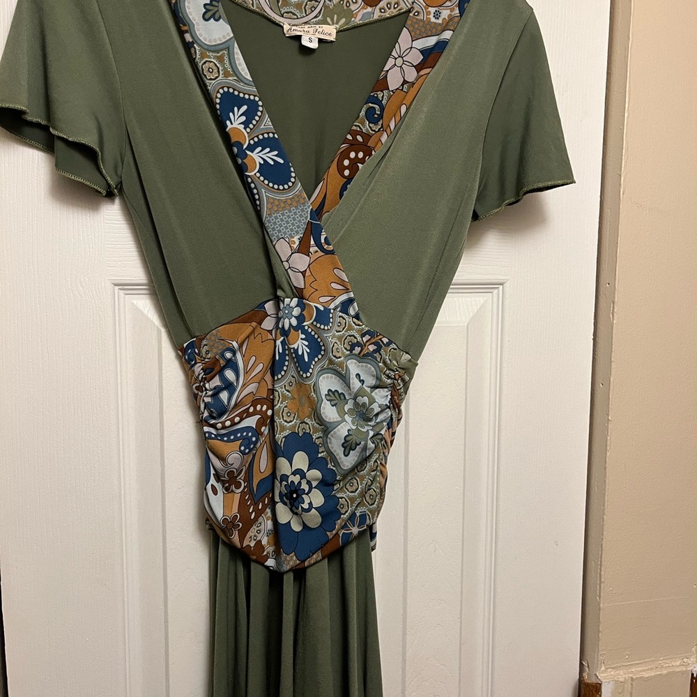 Handmade vintage dress fern green with paisley accents